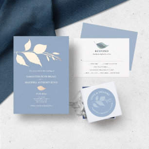 Einfache Auswahl an blauen Gerichten RSVP Karte