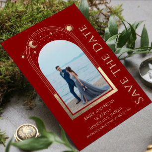 Save The Date Photo de mariage céleste or rouge foncé mystique