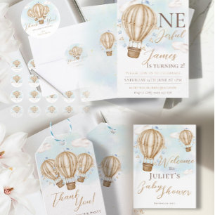 Hot Air Brawn Balloons blauen Fahnen Wolken vielen Runder Aufkleber