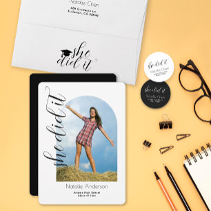 Mug Polices élégantes et noires modernes Graduation