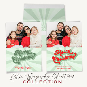 Frohe Weihnachten Red Green Whimsical Typografie Runder Aufkleber