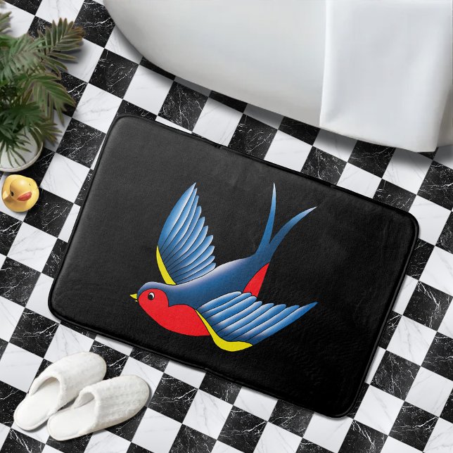 Swallow Red Blue Tattoo Badematte (Von Creator hochgeladen)