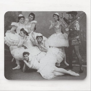 Swan See, Mariinsky Theater, 1895 (b/w Foto) Mousepad