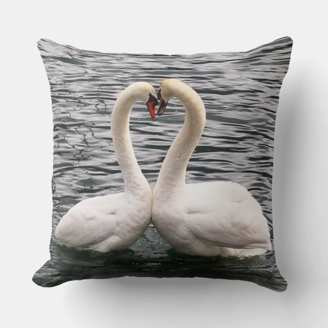 Swans Happy Valentine's day Throw Kissen (Vorderseite)