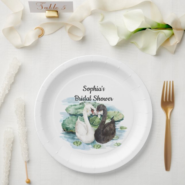 Swans Water Lilies Lake Romantisches Brautparty Pappteller (Hochzeit)