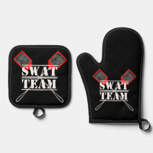 SWAT Team Oven Mitt und Pot Holder Ofenhandschuh & Topflappen-Set