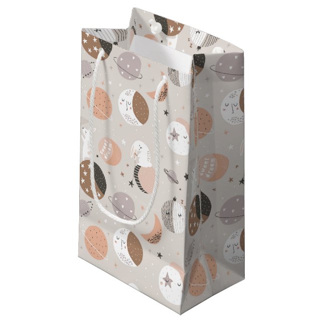 Sweat Dream Bunnies im Weltraummuster Kleine Geschenktüte (Vorderseite Schrägansicht)