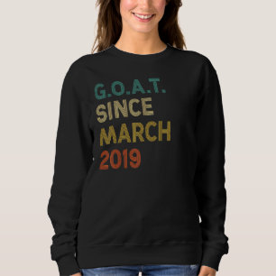 Sweatshirt 3e anniversaire 3 ans chèvre depuis mars 2019