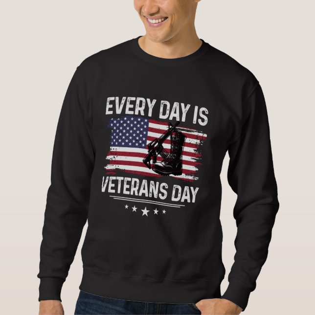 Sweatshirt Chaque jour est une chemise de jour vétéran (Devant)