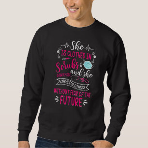 Sweatshirt Elle Est Vêtue En Écrans Et Faciemask Fier Infirmi