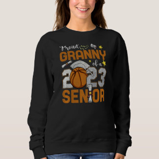 Sweatshirt Fière grand-mère d'une senior de basket-ball 2023 