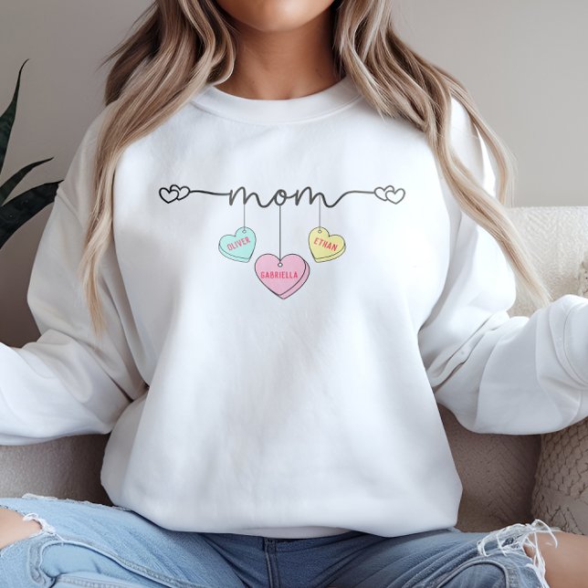 Sweatshirt Maman Valentines Enfants Nom Coeurs Convo (Créateur téléchargé)