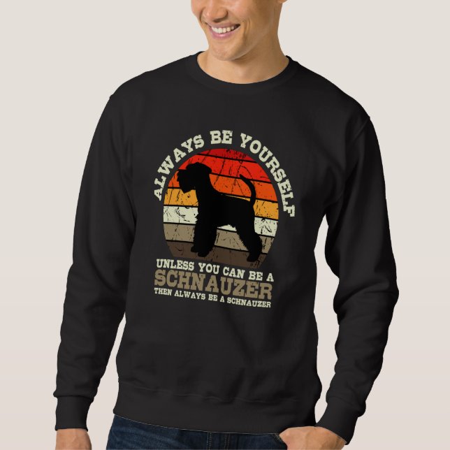 Sweatshirt Schnauzer Retro Vintage Whiskered Snout Dog (Devant)