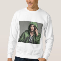 Stylish Young Man Graphic Tee : Embrassez Votre Vi
