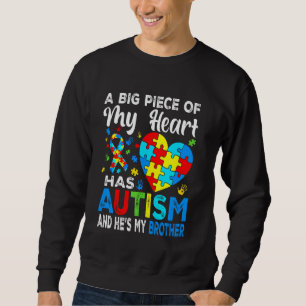 Sweatshirt Un gros morceau de mon coeur a l'autisme et il est
