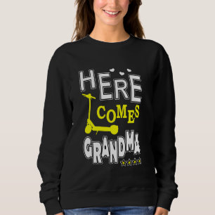 Sweatshirt Voici La Grand-Mère Du Scooter E