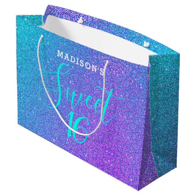 Sweet 16 Aquamariner Lila Glitzer Personalisiert Große Geschenktüte (Rückseite Schrägansicht)