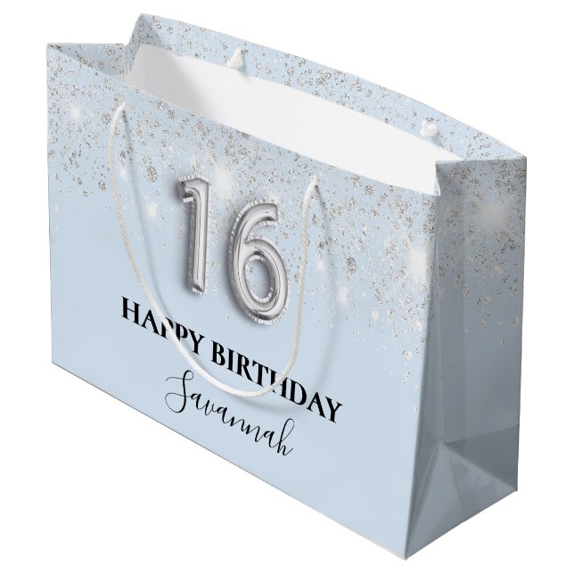 Sweet 16 baby blue silber Glitzer Große Geschenktüte (Rückseite Schrägansicht)