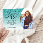 Sweet 16 Birthday Aqua Blue Glitzer Glam Foto Einladung<br><div class="desc">Diese trendige Glitzer Geburtstagsfeier lädt Sie mit einer eleganten Typografie und Ihrem LieblingsFoto ein. Fügen Sie den benutzerdefinierten Text mithilfe des Vorlagenformulars hinzu. Zusätzliche Optionen für Text und Layout sind verfügbar,  wenn Sie weitere Anpassungen vornehmen möchten.</div>