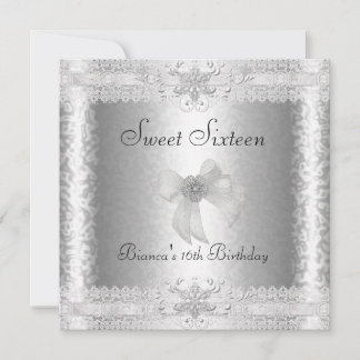 Sweet 16 Birthday Elegant Silver White Floral 2 Einladung