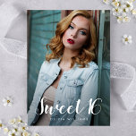 Sweet 16 Birthday Party Foto Einladung<br><div class="desc">Dieses aquamarin blaugrüne Elegant Script Foto Sweet 16 Invitation ist vollständig personalisiert. Um Ihr Foto zu verkleinern und zu positionieren,  klicken Sie auf den Knopf "IT KONZENTRIEREN".</div>