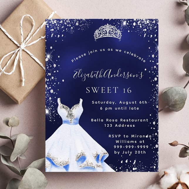 Sweet 16 blauen silbernen Glitzer Kleid tiara glam Einladungspostkarte (Von Creator hochgeladen)
