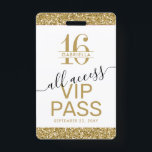 Sweet 16 Einladung VIP Pass Weiß und Gold Ausweis<br><div class="desc">Custom White and Gold Glitzer Sweet 16 VIP All-Access Pass Abzeichen Einladungen können mit dem Namen jedes Gastes personalisiert werden oder erstellen Sie ein Monogramm für das 16 . Geburtstag Geburtstagsmädchen. Auf der Rückseite sind Details der Party Einladung mit modernem Sans-Serif und kalligraphischem Schriftart mit Swashes für einen modernen und...</div>