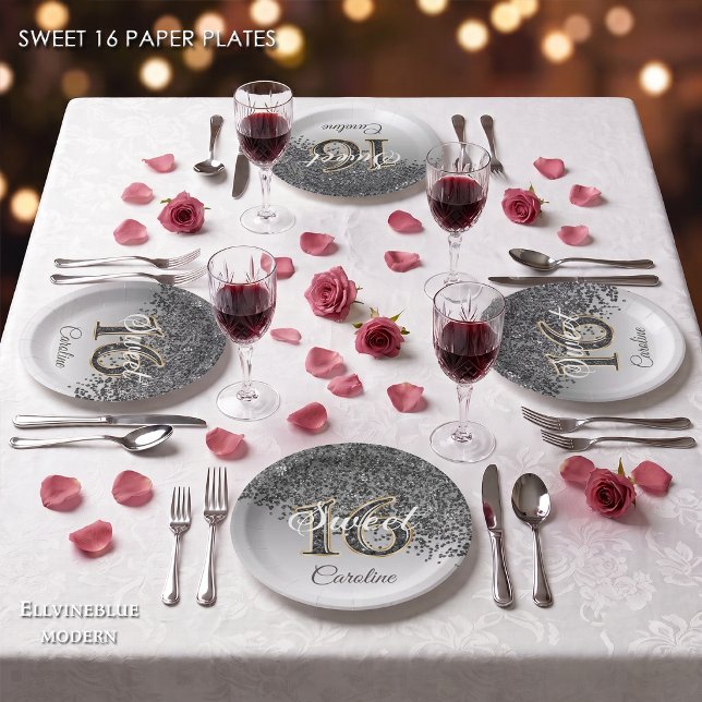 Sweet 16 Falling Black Glitter & Monogramm Pappteller (Sweet 16 black glitter celebration! 7” round paper plates. Visit the Noir Fragrance Collection!)