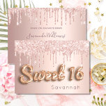 Sweet 16 Rose Gold Glitzer Rosa 16. Einladung<br><div class="desc">Für eine luxuriöse Sweet 16,  16. Geburtstagsfeier. Eine Rose Gold Imitate metallisch,  Folie aussehend Hintergrund mit Rose Gold und rosa Imitat Glitzer Tropfen,  Farbe Tropfen Aussehen. Der Text: Sweet 16 ist mit einem Schriftart im Ballonstil geschrieben. Personalisieren und Hinzufügen eines Namens und Party</div>