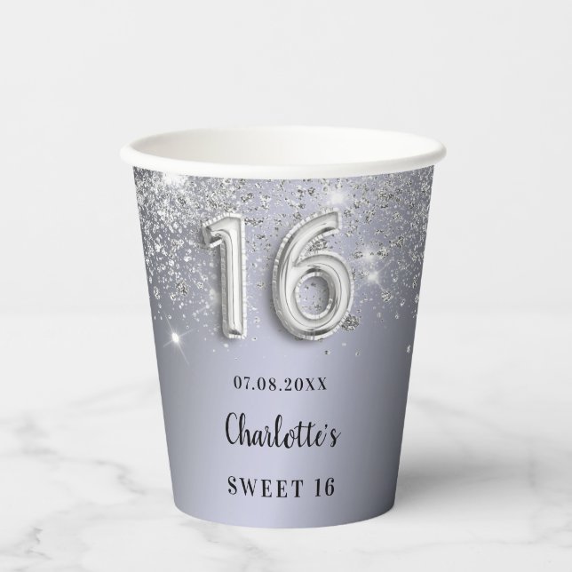 Sweet 16 silberne Glitzer-Monogramm Pappbecher (Vorderseite)