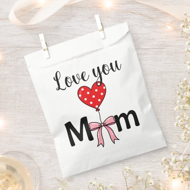 Sweet and stylish “Love You Mom” Geschenktütchen (Ausgeschnitten)