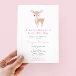 Sweet Baby Girl Fawn Baby Dusche Party Einladung<br><div class="desc">Dieses süße Baby Duwer Party-Design,  um ein kleines Mädchen willkommen zu heißen,  zeigt eine einfache Aquarellbilder eines Hirsches,  das ursprünglich von mir in Aquarellen gemalt wurde,  bevor es digital gescannt und bearbeitet wurde. Auf der Rückseite ist ein rosa und weißer Gingham-Karo,  wieder von mir handgemalt.</div>