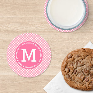 Sweet Baby Pink Gingham Personalize Monogram Runder Pappuntersetzer