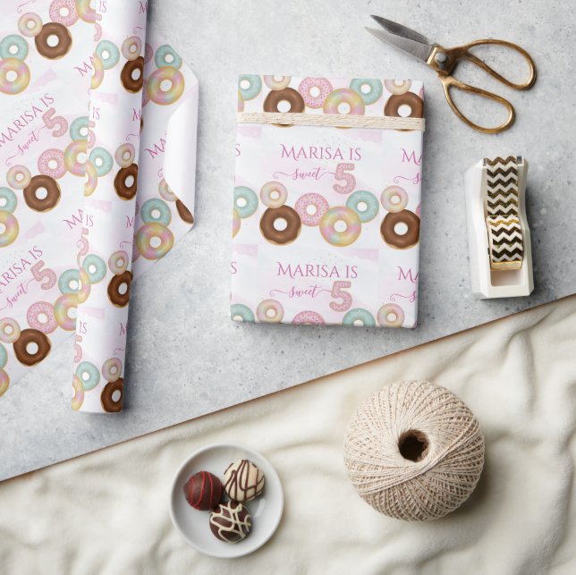 Sweet Donut Birthday | Party für farbige Kinder - Geschenkpapier (Kunsthandwerk)