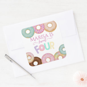 Sweet Donut Birthday   Party für farbige Kinder - Quadratischer Aufkleber