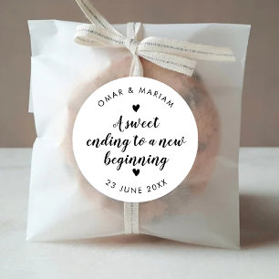 Sweet End to a New Beginning Elegant Quote mit Runder Aufkleber