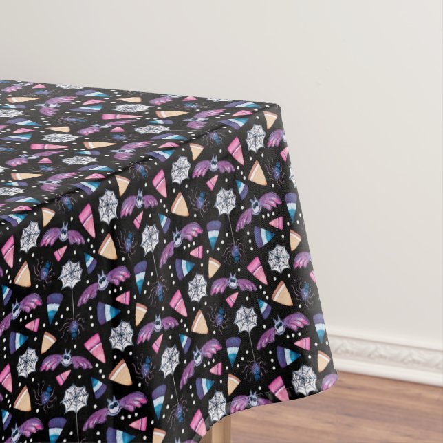 Sweet Halloween Bats Spiders & Candy Corn auf Blac Tischdecke (Beispiel)