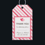 Sweet Liebe Pink Stripes Muster Wedding Gift Tag Geschenkanhänger<br><div class="desc">Farbenfrohe,  feine Streifen mit niedlicher Herzform. Danke an Ihre Gäste mit etwas süßer Liebe. Ein einfaches Design Geschenketikett für Hochzeit,  Verlobungsfeier,  Jubiläum,  Brautparty,  Geburtstagsparty oder Babydusche. Passen Sie das Tag für jeden besondere Anlass an. Mit Muster auf der Rückseite.</div>