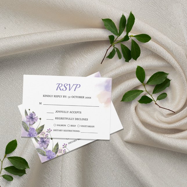 Sweet Lila Floral Wedding RSVP Card +Mahlzeit (Von Creator hochgeladen)