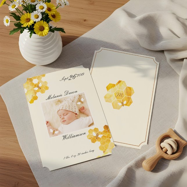 Sweet Little Bee Baby Foto Geburtsankündigung Einladung (Sweet Little Bee Baby Photo Birth Announcement)