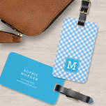 Sweet Monogram Baby Blue Gingham Gepäckanhänger<br><div class="desc">Reisen Sie stilvoll mit diesem süßen monogramm Gepäckanhänger mit einem blauen Quadrat gegen ein Baby-Blue Gingham-Muster auf der Vorderseite mit einem passend blauen Rücken. Personalisieren Sie es, indem Sie den Platzhalter-Text ersetzen. Für weitere Optionen, wie zum Beispiel den Schriftart zu ändern und ihn zu vergrößern oder zu verändern, klicken Sie...</div>