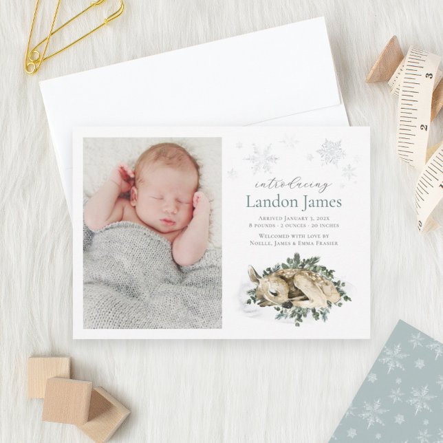Sweet Newborn Deer Blue Green Baby Boy Foto Birth Ankündigung (Von Creator hochgeladen)