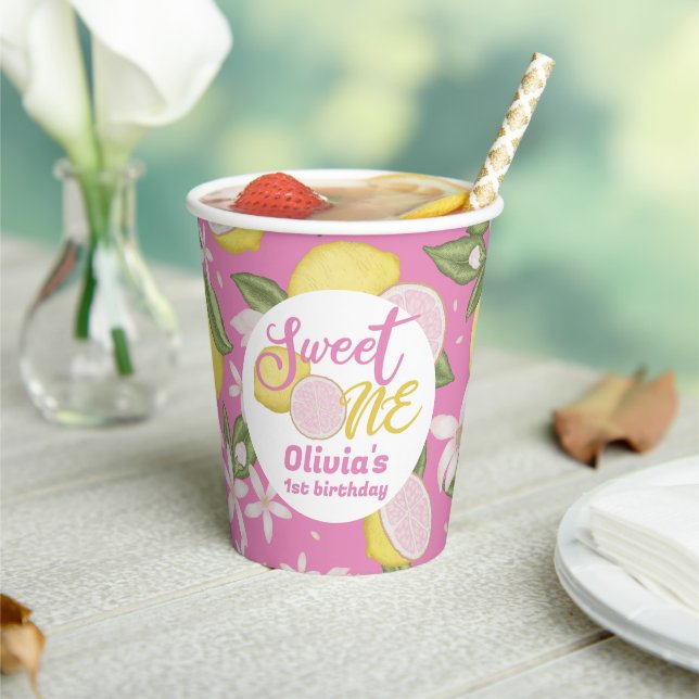 Sweet One Pink Lemon Birthday Party Paper Cups Pappbecher (In Situ)