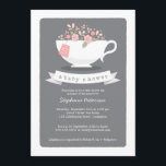 Sweet Teacup & Pink Floral Baby Dusche Einladung<br><div class="desc">Eine schöne weiße China Teacup überströmt mit hübsch rosa Blume mit einem personalisierten Teebag nur für sie. Die Party Einladung der Baby Shower Tea ist in einem fantasievoll rosa,  weiß und weich getauchten Grau gehalten.</div>