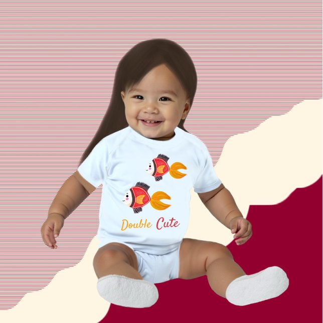 Swimming fish baby strampler (Von Creator hochgeladen)