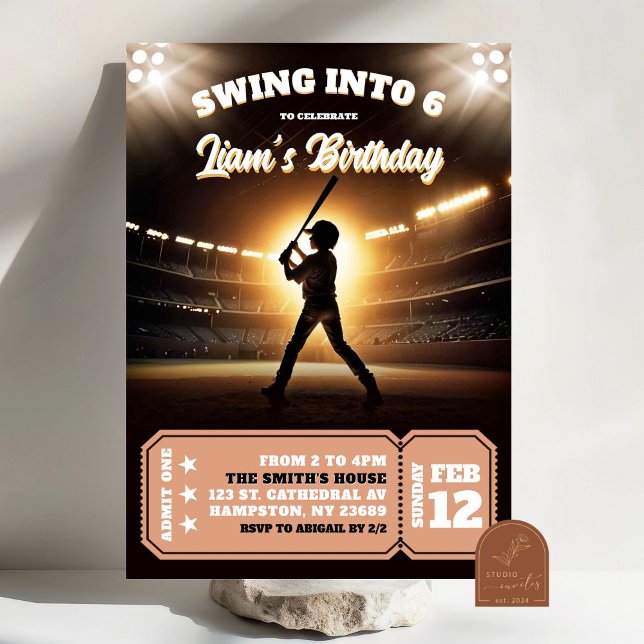 Swing in Baseball Rookie Birthday Boy Einladung (Von Creator hochgeladen)