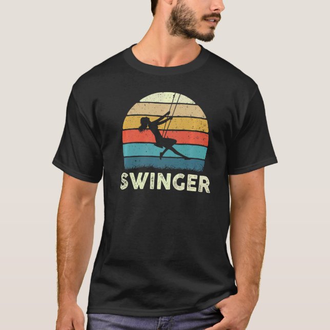 Swinger Polyamory Couple Swapping Swing Swinging T-Shirt (Vorderseite)