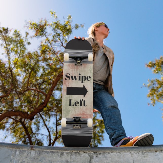 Swipe Left Skateboard (Außenbereich 1)