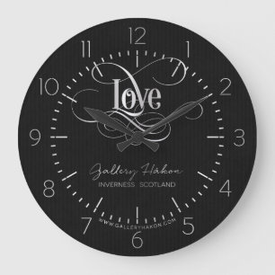 Swirly Script Calligraphy Love Silver on Black Große Wanduhr