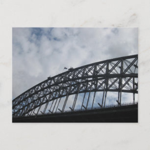 Sydney Harbour Bridge mit australischer Flagge Postkarte